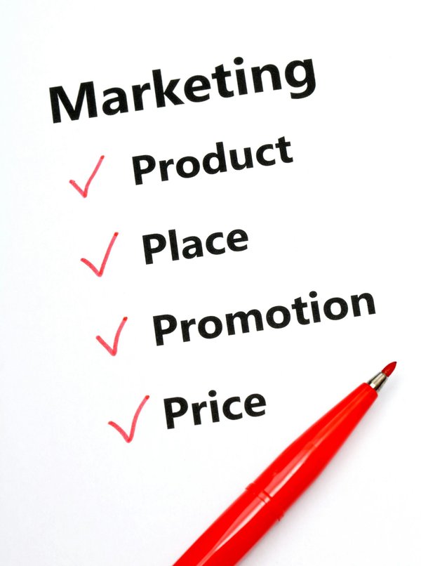 Quelles stratégies de marketing digital sont appropriées pour une startup proposant des solutions de stockage cloud?